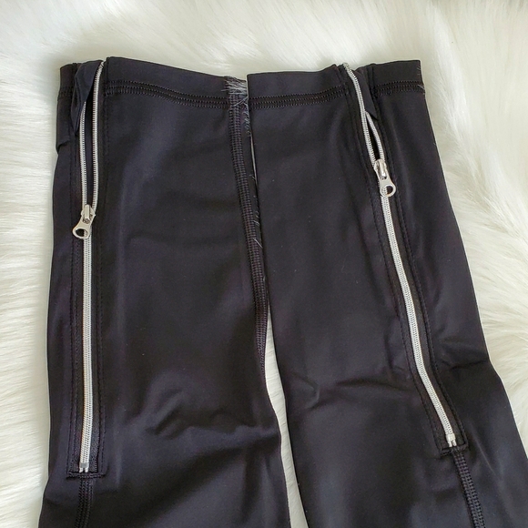 🎀VICTORIA'S SECRET SPORTS LEGGINGS SIZE S - Picture 4 of 8